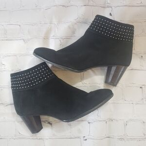 Ara Luftpolster Black Suede Studded Ankle Boots Womens Size 8 Slip On Zippered